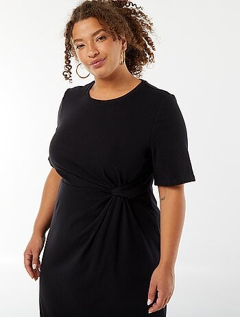 Vestido liso drapeado corte midi