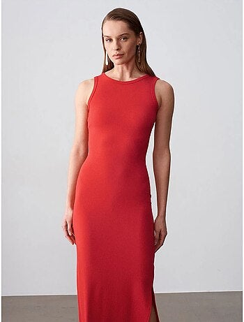 Vestido maxi ajustado sin mangas de canalé dilvin