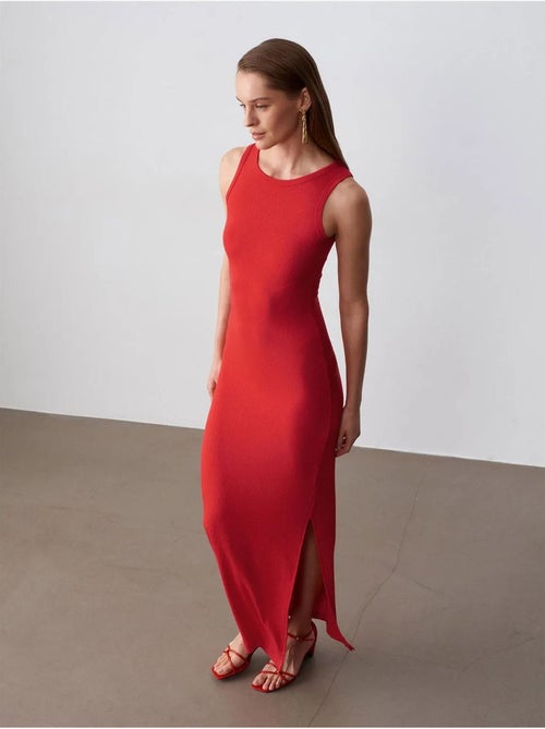 Vestido maxi ajustado sin mangas de canalé dilvin - Kiabi Vestido maxi ajustado sin mangas de canalé dilvin - Kiabi