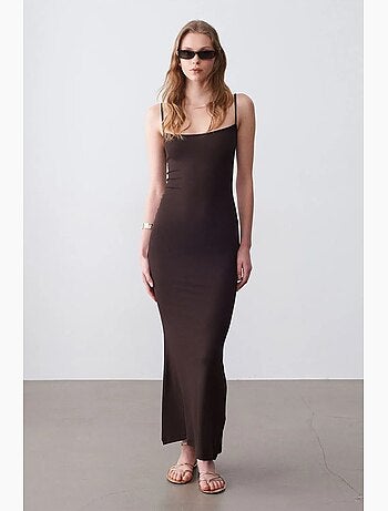 Vestido maxi ceñido de canalé dilvin