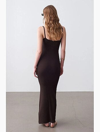 Vestido maxi ceñido de canalé dilvin