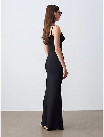 Vestido maxi ceñido de canalé dilvin