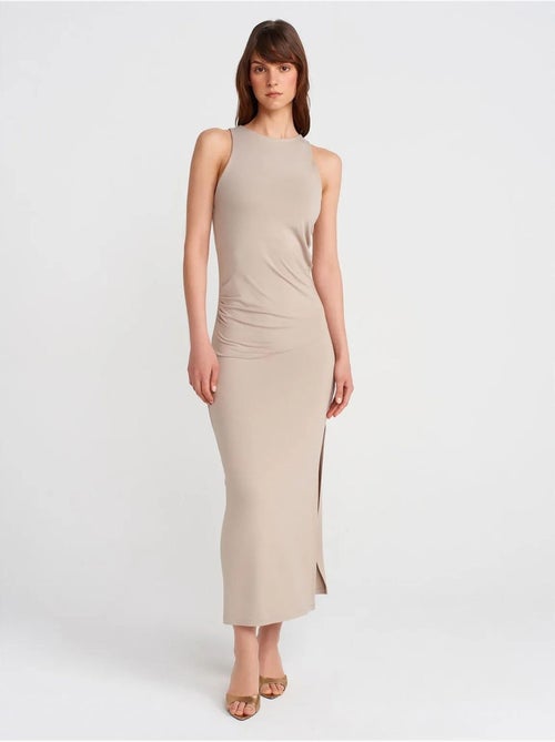 Vestido maxi ceñido sin mangas con abertura dilvin - Kiabi Vestido maxi ceñido sin mangas con abertura dilvin - Kiabi