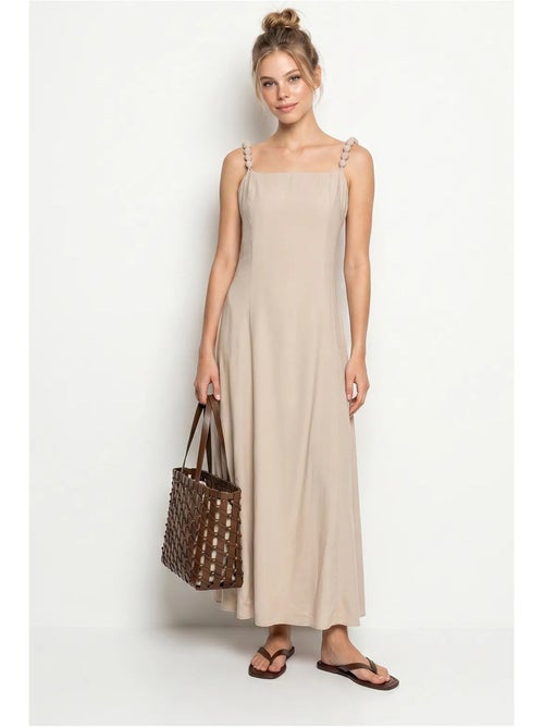 Vestido maxi de línea a sin mangas con escote cuadrado lucci - Kiabi Vestido maxi de línea a sin mangas con escote cuadrado lucci - Kiabi