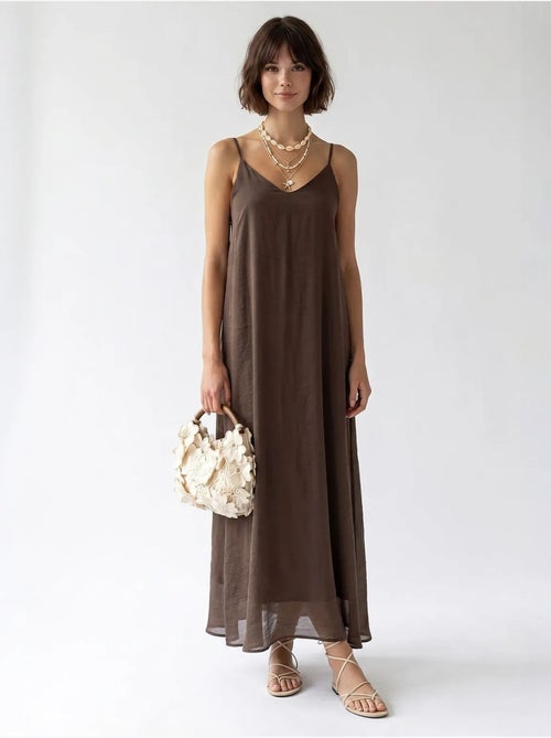 Vestido maxi de línea a sin mangas mixray - Kiabi Vestido maxi de línea a sin mangas mixray - Kiabi
