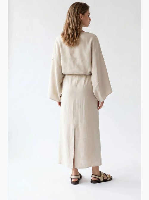 Vestido maxi de mujer liso texturizado con detalle de lazo mixray - Kiabi Vestido maxi de mujer liso texturizado con detalle de lazo mixray - Kiabi