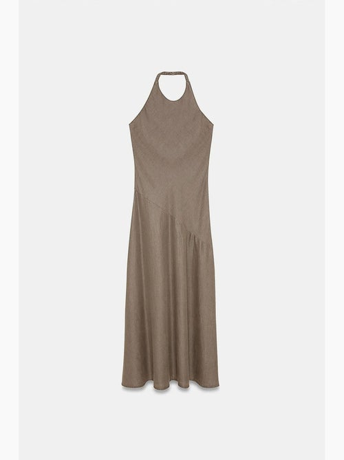 Vestido maxi de tencel con cuello halter dilvin - Kiabi Vestido maxi de tencel con cuello halter dilvin - Kiabi