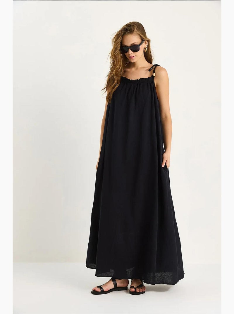 Vestido maxi midi con cuello cuadrado y detalle de volante lucci Negro - Kiabi
