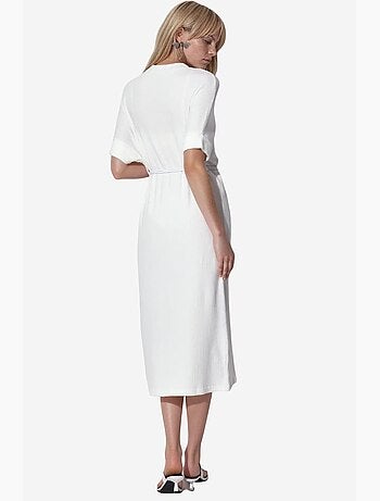 Vestido midi acanalado con cinturón busem