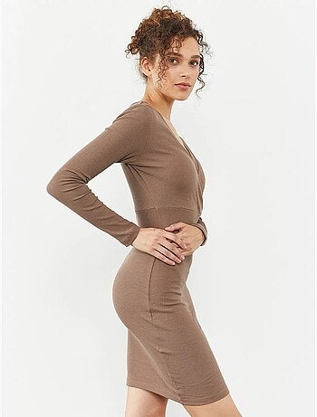 Vestido midi ajustado acanalado con escote en v tommy