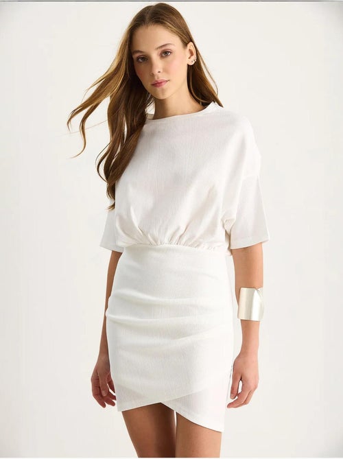 Vestido midi ajustado con cierre de cremallera lucci - Kiabi Vestido midi ajustado con cierre de cremallera lucci - Kiabi