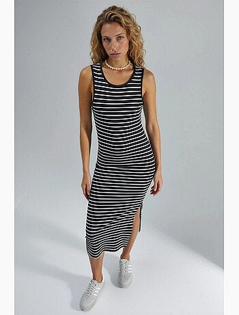 Vestido midi ajustado con cuello redondo y rayas hiccup
