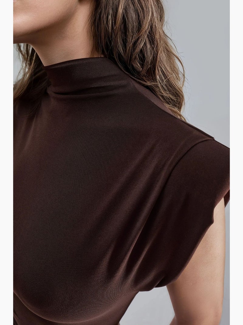 Vestido midi ajustado con cuello redondo y relleno busem Marrón oscuro - Kiabi