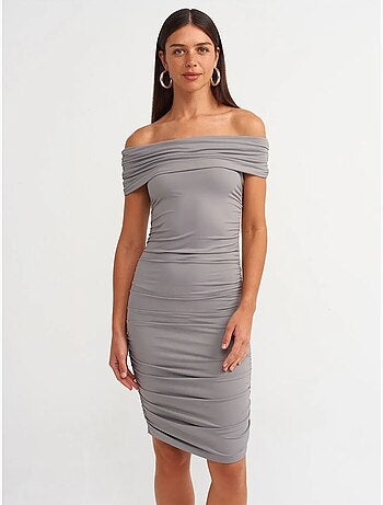Vestido midi ajustado con escote barco dilvin