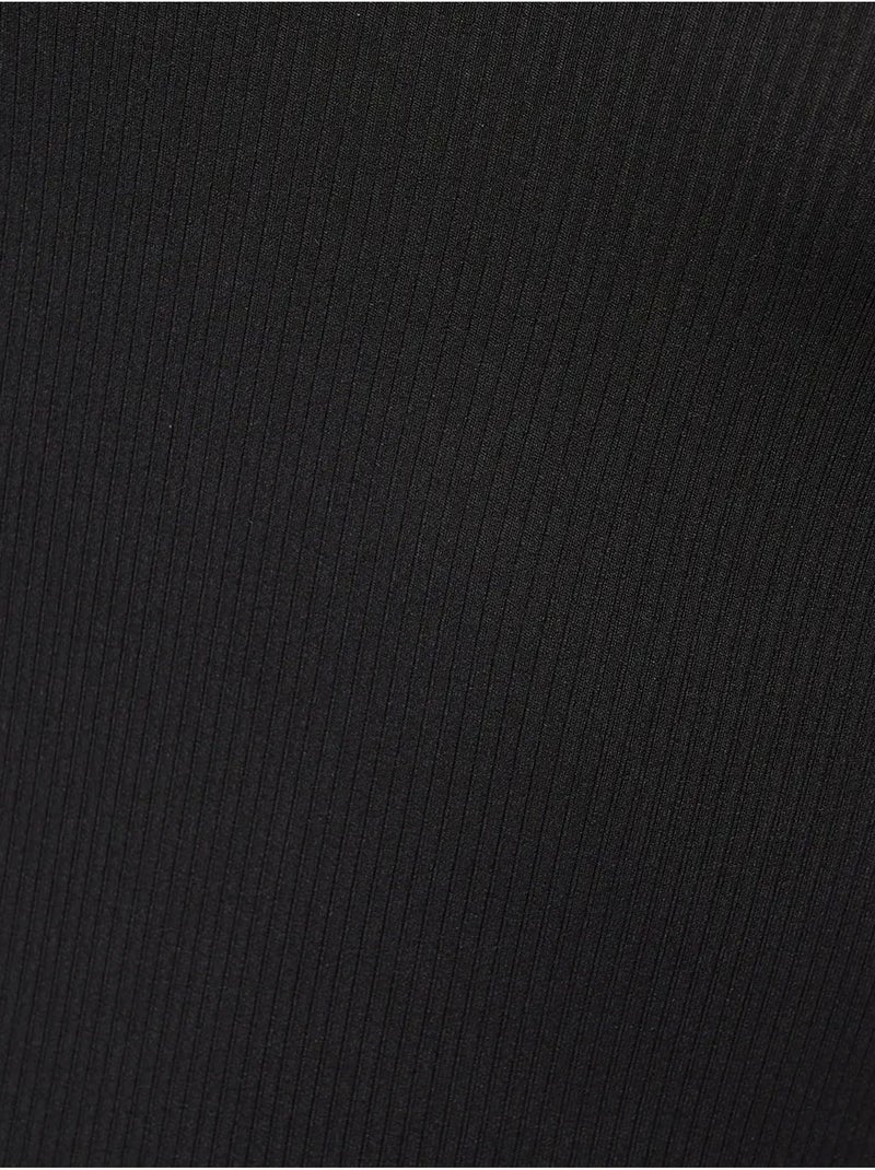 Vestido midi ajustado con escote en V y tirantes finos Negro - Kiabi