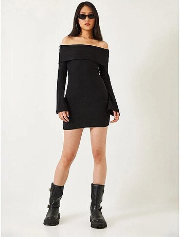 Vestido midi ajustado de manga larga con cuello barco lucci