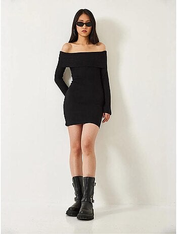 Vestido midi ajustado de manga larga con cuello barco lucci