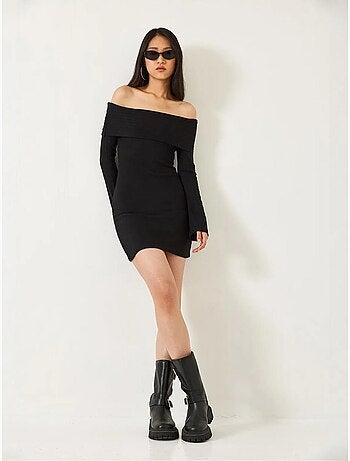 Vestido midi ajustado de manga larga con cuello barco lucci