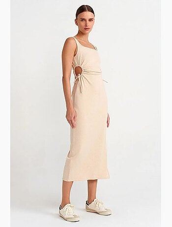 Vestido midi ajustado sin mangas con cut-out dilvin