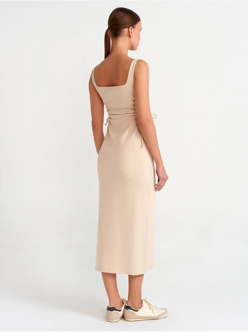 Vestido midi ajustado sin mangas con cut-out dilvin Beige arcilla - Kiabi
