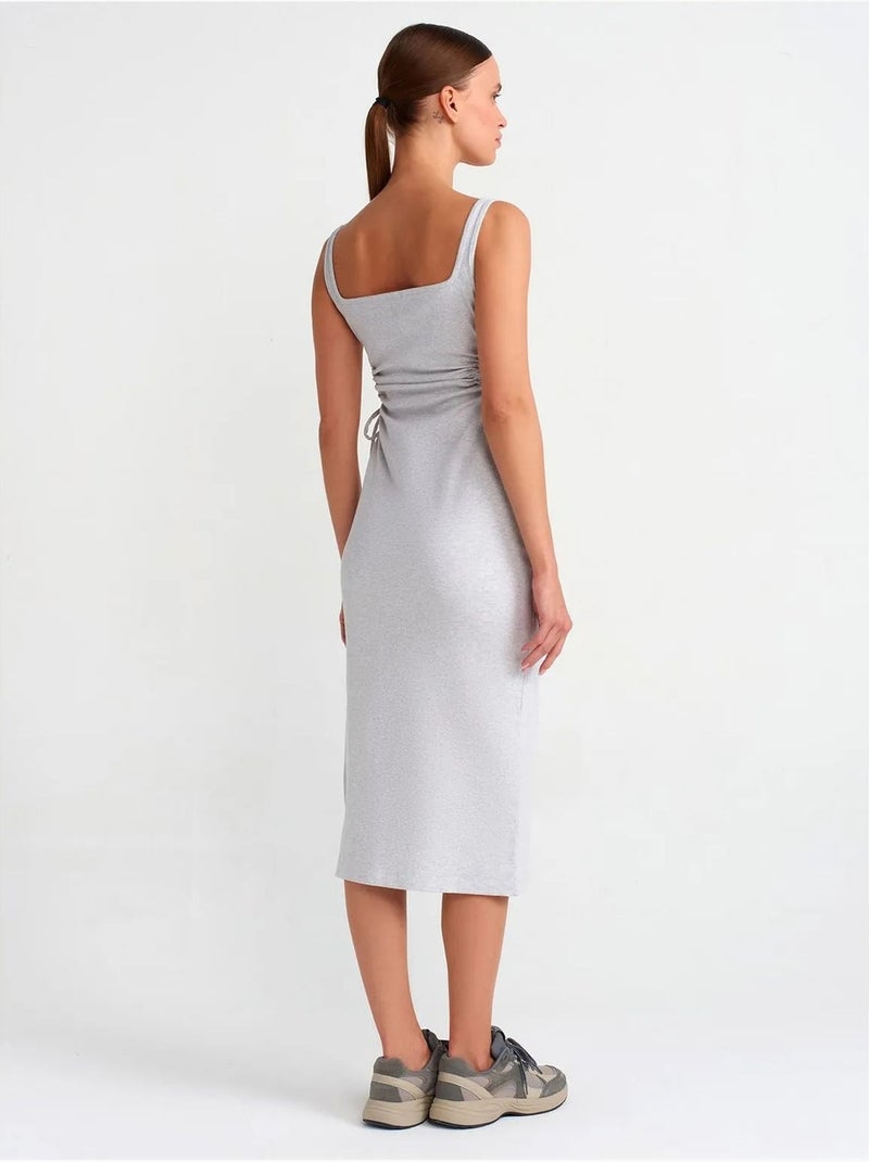 Vestido midi ajustado sin mangas con cut-out dilvin Gris claro - Kiabi