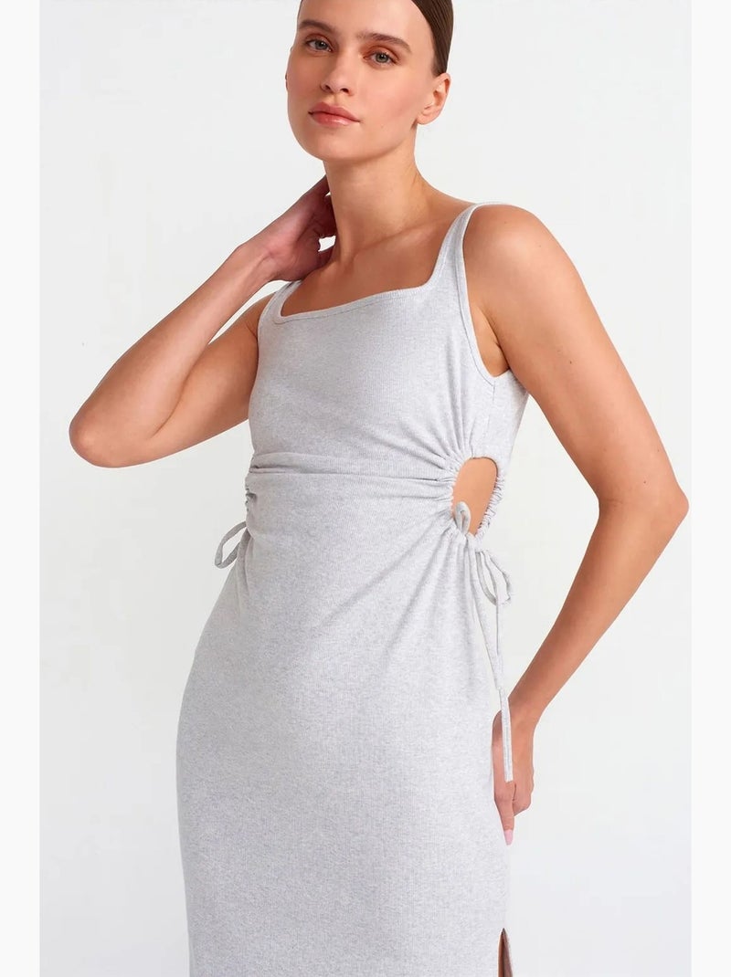 Vestido midi ajustado sin mangas con cut-out dilvin Gris claro - Kiabi