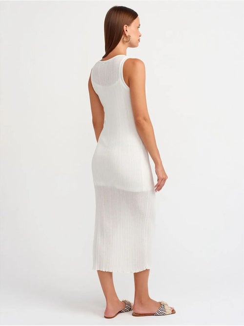 Vestido midi ajustado sin mangas de canalé dilvin - Kiabi Vestido midi ajustado sin mangas de canalé dilvin - Kiabi