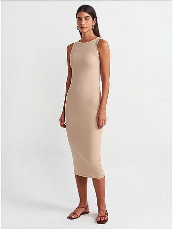 Vestido midi ajustado sin mangas dilvin