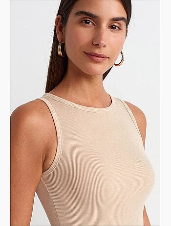 Vestido midi ajustado sin mangas dilvin