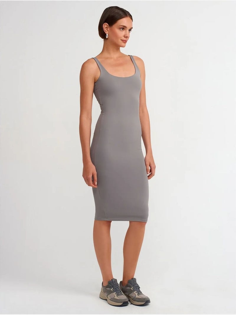 Vestido midi ajustado sin mangas dilvin Gris - Kiabi