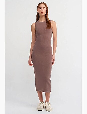 Vestido midi ajustado sin mangas dilvin