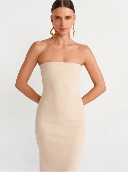 Vestido midi ajustado sin tirantes dilvin - Kiabi Vestido midi ajustado sin tirantes dilvin - Kiabi