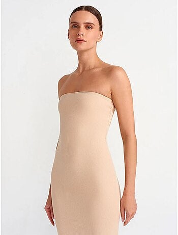 Vestido midi ajustado sin tirantes dilvin