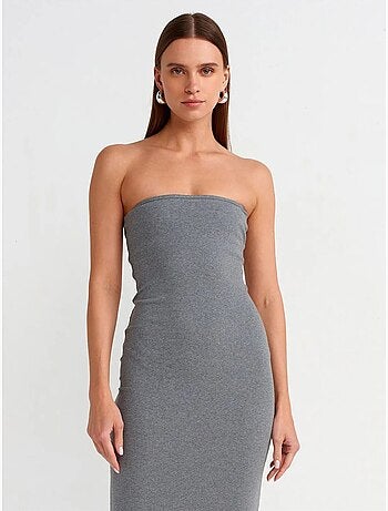 Vestido midi ajustado sin tirantes dilvin