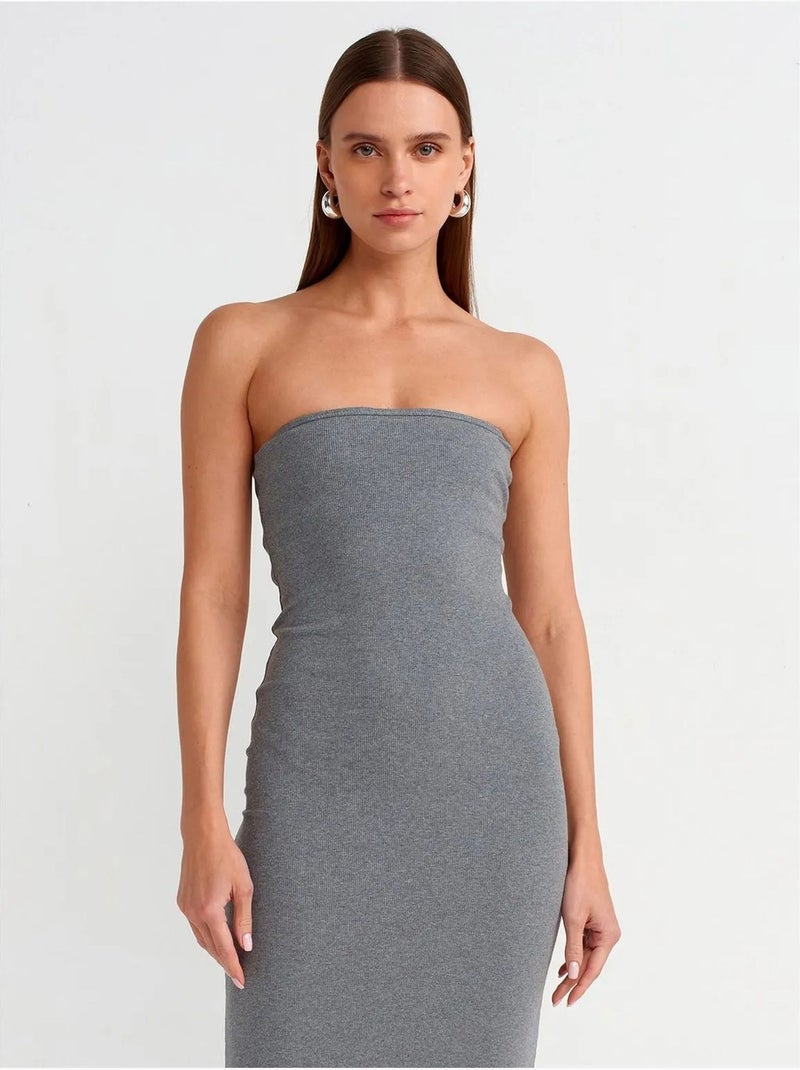 Vestido midi ajustado sin tirantes dilvin Gris - Kiabi