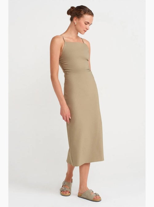 Vestido midi bodycon sin mangas dilvin - Kiabi Vestido midi bodycon sin mangas dilvin - Kiabi