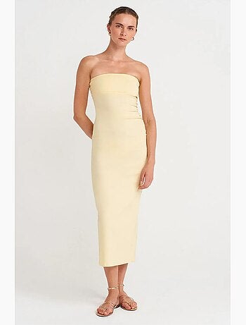 Vestido midi bodycon sin tirantes con abertura dilvin