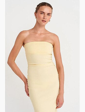 Vestido midi bodycon sin tirantes con abertura dilvin