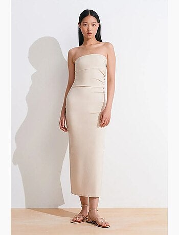 Vestido midi bodycon sin tirantes con abertura dilvin