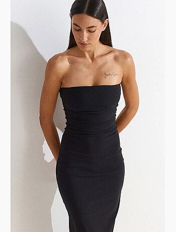 Vestido midi bodycon sin tirantes con abertura dilvin