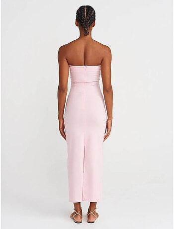 Vestido midi bodycon sin tirantes con abertura dilvin
