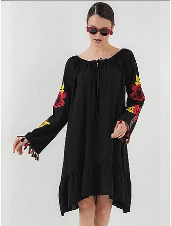 Vestido midi bordado bdart