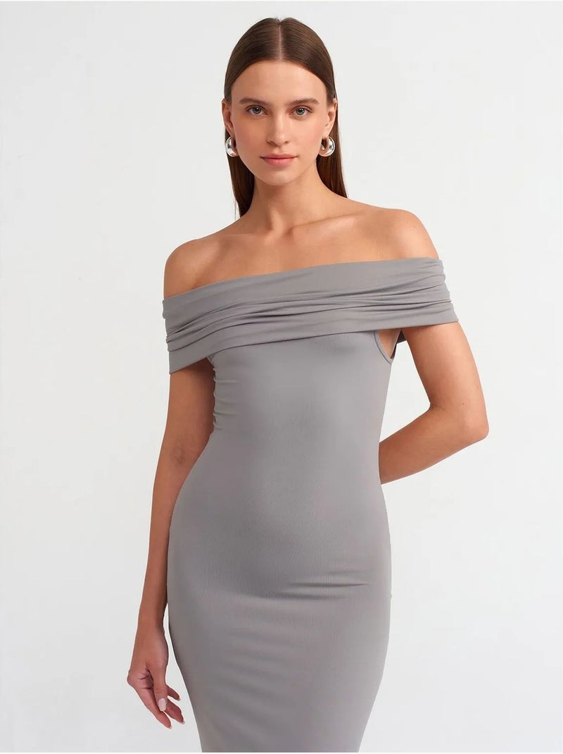 Vestido midi ceñido con escote barco dilvin Gris - Kiabi