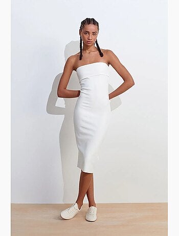 Vestido midi ceñido sin tirantes dilvin