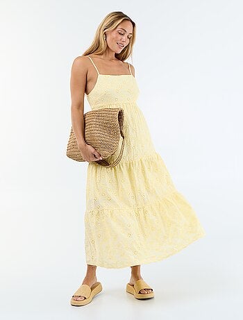 Vestido midi con bordado inglés y tirantes ajustables