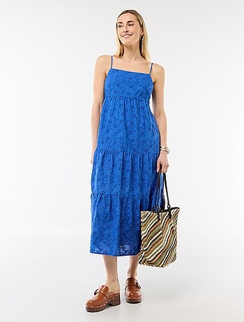 Vestido midi con bordado inglés y tirantes ajustables