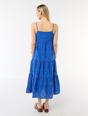 Vestido midi con bordado inglés y tirantes ajustables