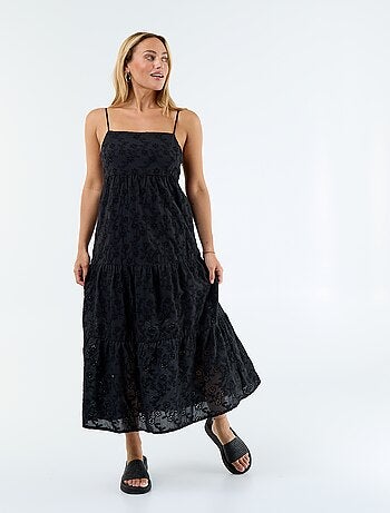 Vestido midi con bordado inglés y tirantes ajustables