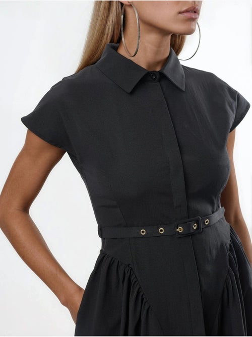 Vestido midi con cinturón y cuello camisero busem - Kiabi Vestido midi con cinturón y cuello camisero busem - Kiabi