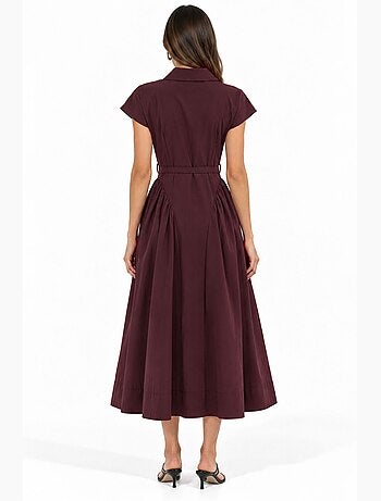 Vestido midi con cinturón y cuello camisero busem